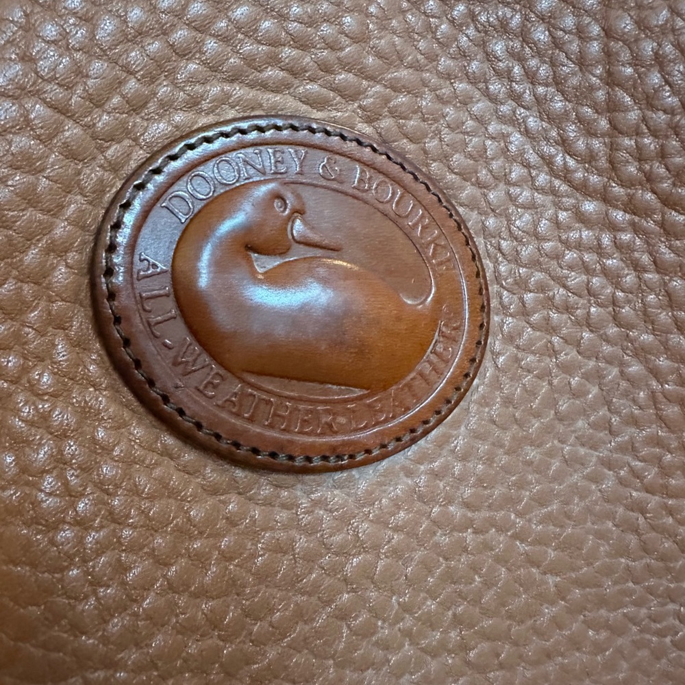 Vintage 1980s Dooney & Bourke all weather pebbled leather drawstring bag - Picture 10 of 14